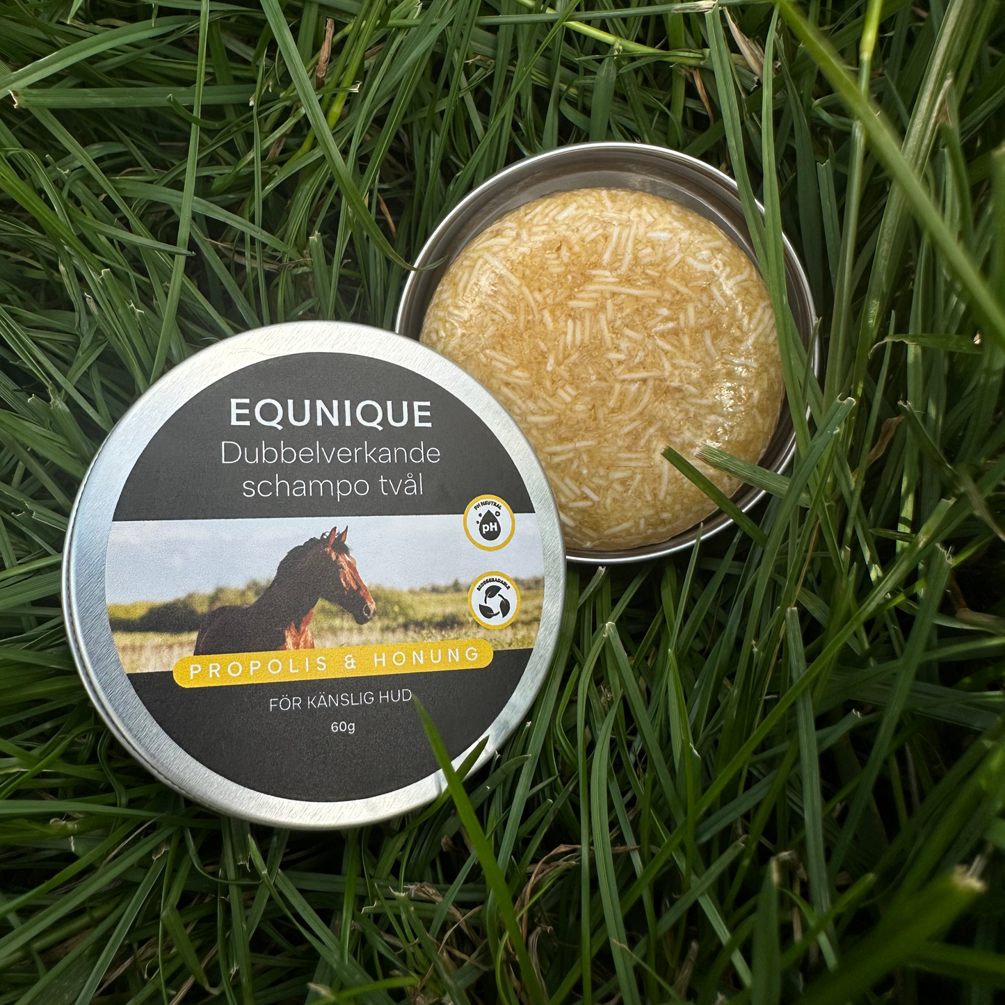 EQUNIQUE 2-in-1 Propolis Shampoo Bar